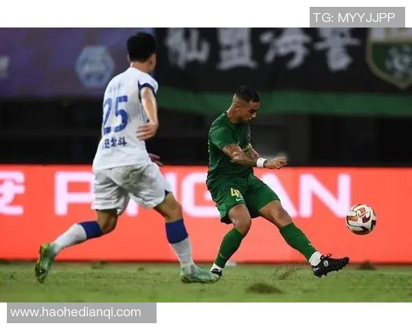 武汉网球队战术解析：如何有效应对对手的盯防策略