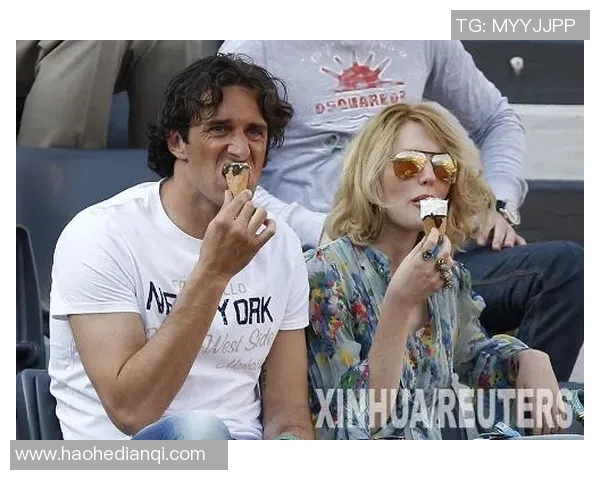 西班牙足球明星娇妻喜迎新生命怀孕消息引发热议与祝福